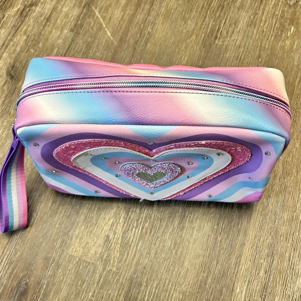 Miss Gwen's OMG Heart Make Up Bag Sparkles Hearts